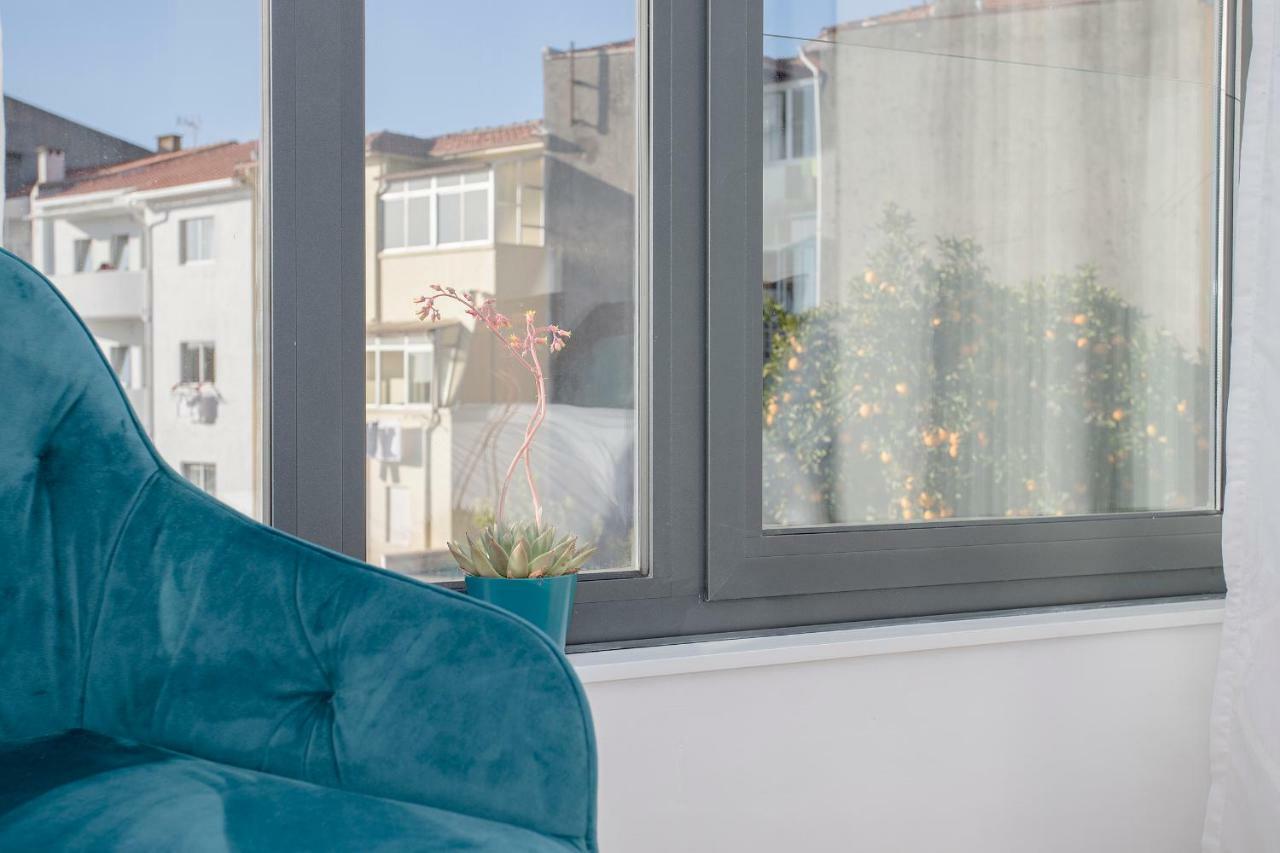 Liiiving In Porto I Bright Light Studio Extérieur photo