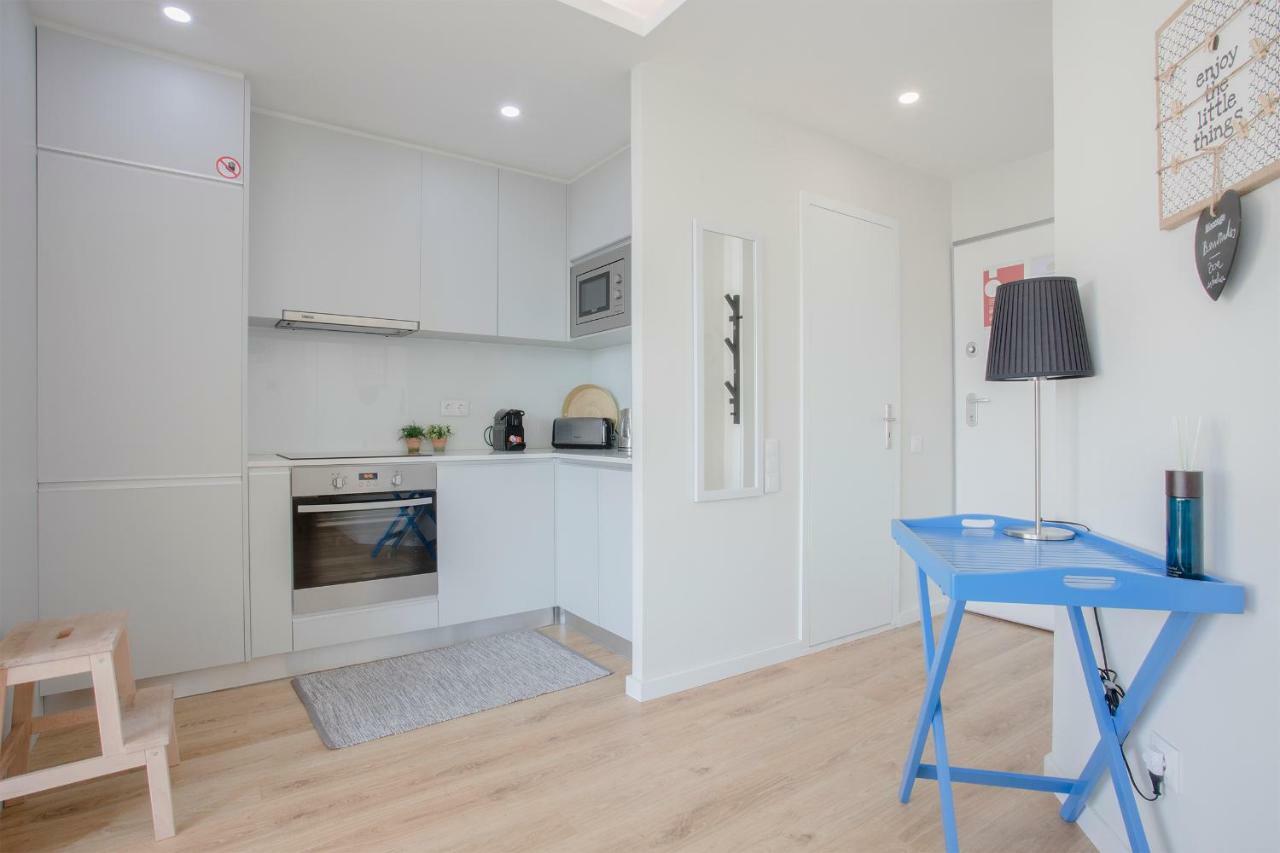 Liiiving In Porto I Bright Light Studio Extérieur photo